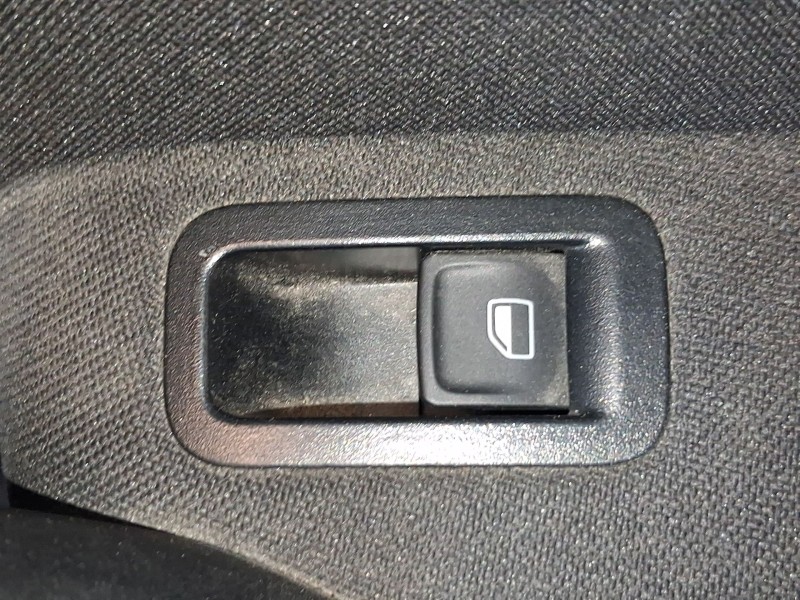 Recambio de mando elevalunas trasero derecho para volkswagen polo v (6r1, 6c1) 1.2 tsi 16v referencia OEM IAM 6C0959855WHS  