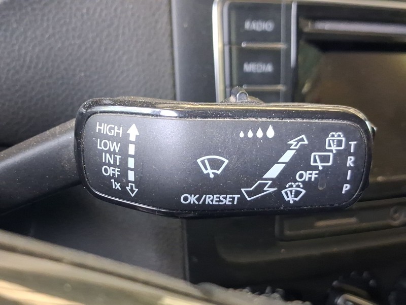 Recambio de mando luces y limpia para volkswagen polo v (6r1, 6c1) 1.2 tsi 16v referencia OEM IAM 6C0953513BIGI  