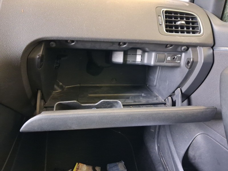 Recambio de guantera para volkswagen polo v (6r1, 6c1) 1.2 tsi 16v referencia OEM IAM 6R1857101M82V  