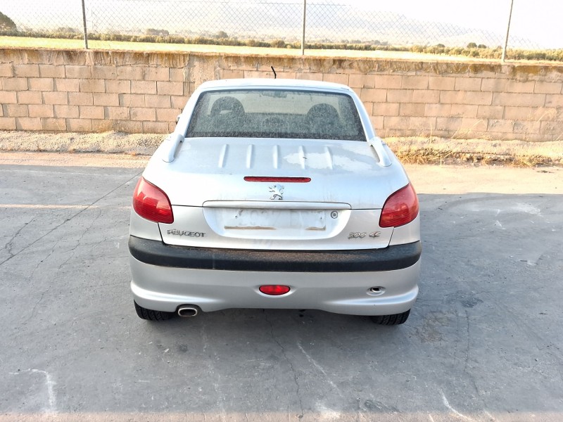 peugeot 206 cc (2d) del año 2001