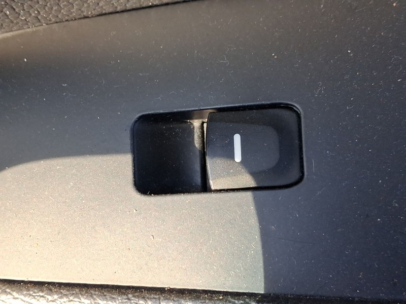 Recambio de mando elevalunas delantero derecho para hyundai veloster (fs) 1.6 gdi referencia OEM IAM 935752V0004X  