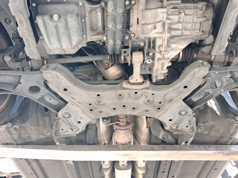 Recambio de puente delantero para hyundai veloster (fs) 1.6 gdi referencia OEM IAM 624002V000  