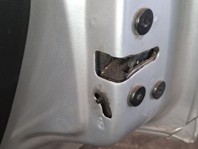 Recambio de cerradura puerta trasera derecha para dacia spring ev (b6m1) referencia OEM IAM 825023234R  