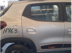 PUERTA TRASERA DERECHA 821009732R 