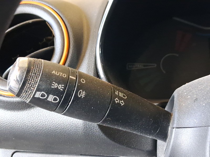 Recambio de mando luces y limpia para dacia spring ev (b6m1) referencia OEM IAM 255675847R  