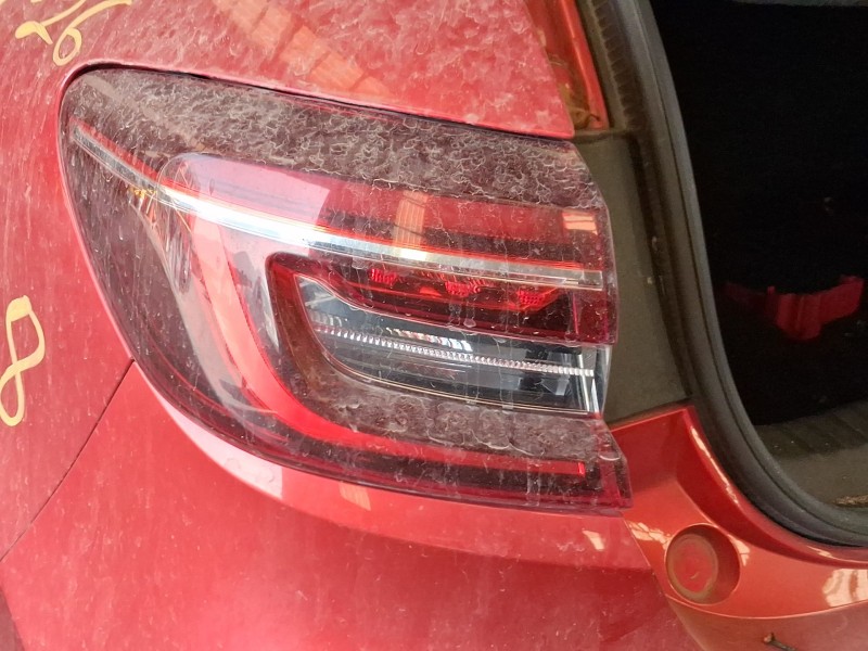 Recambio de piloto trasero izquierdo exterior para renault clio v (b7_) tce 90 (b7mt) referencia OEM IAM 265551550R  