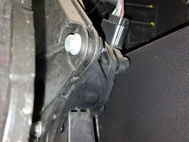 Recambio de potenciometro pedal para renault clio v (b7_) tce 90 (b7mt) referencia OEM IAM 180108467R  