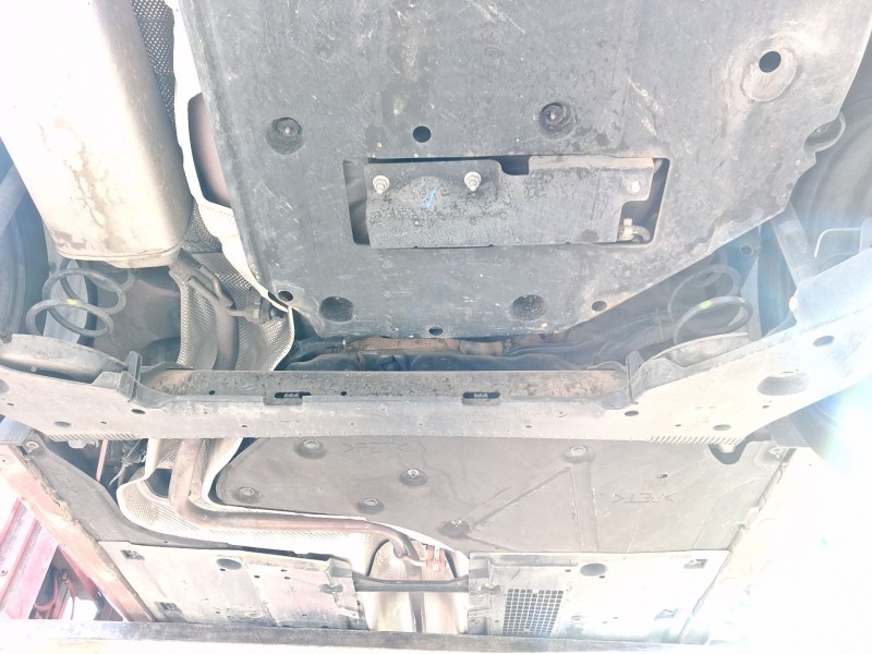 Recambio de puente trasero para renault clio v (b7_) tce 90 (b7mt) referencia OEM IAM 555113834R TAMBOR C/ABS 4 TORNILLOS 