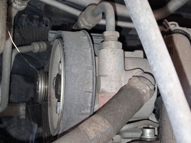 Recambio de bomba direccion para opel combo tour (x12) 1.3 cdti (c26, d26, e26, c05) referencia OEM IAM 95531372  