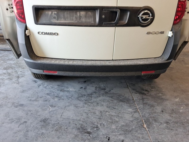 Recambio de paragolpes trasero para opel combo tour (x12) 1.3 cdti (c26, d26, e26, c05) referencia OEM IAM 95513286  