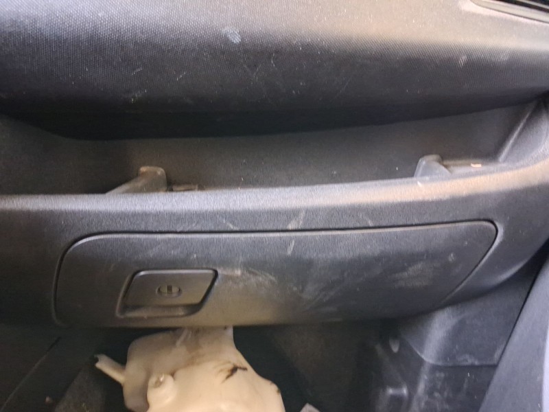 Recambio de guantera para opel combo tour (x12) 1.3 cdti (c26, d26, e26, c05) referencia OEM IAM 95511235  