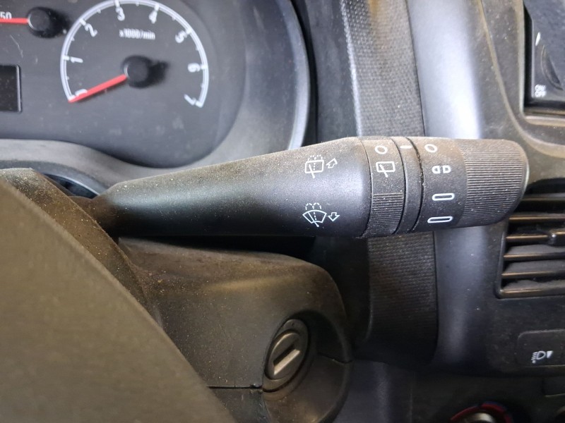 Recambio de mando luces y limpia para opel combo tour (x12) 1.3 cdti (c26, d26, e26, c05) referencia OEM IAM 95529012  