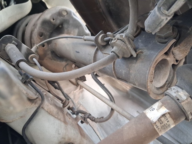 Recambio de amortiguador delantero izquierdo para opel combo tour (x12) 1.3 cdti (c26, d26, e26, c05) referencia OEM IAM 9552709