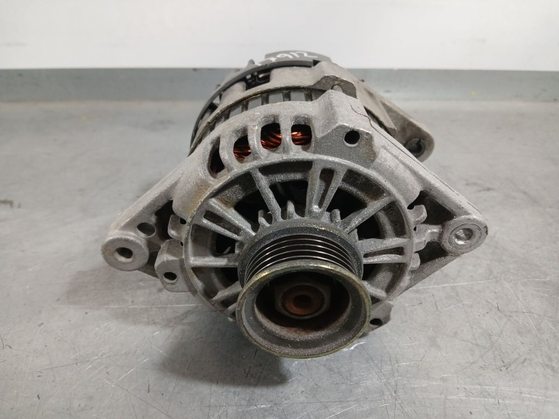 Recambio de alternador para daewoo lanos (klat) 1.3 referencia OEM IAM 96303556  