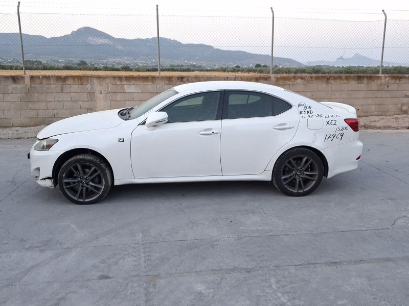 lexus is ii (_e2_) del año 2011
