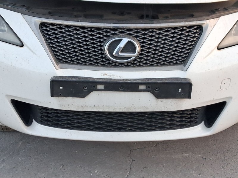 Recambio de rejilla delantera para lexus is ii (_e2_) 200d (ale20_) referencia OEM IAM   