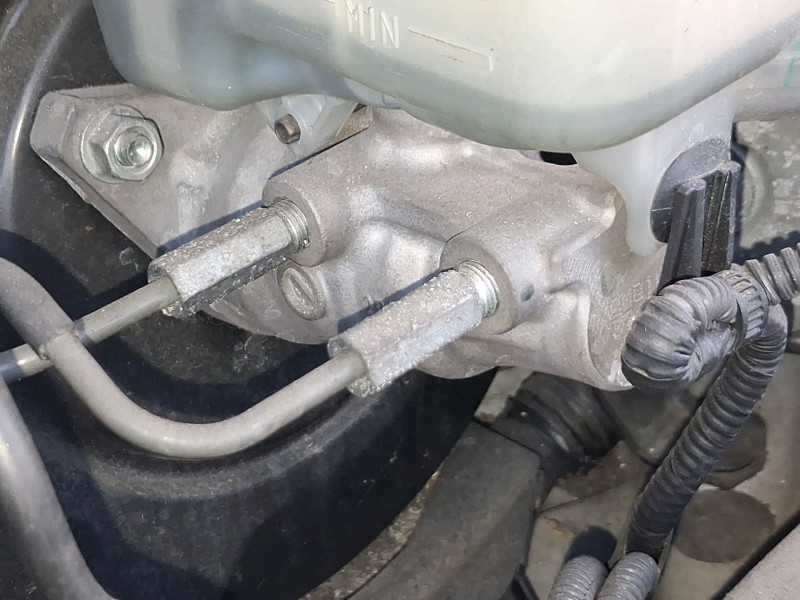 Recambio de bomba freno para lexus is ii (_e2_) 200d (ale20_) referencia OEM IAM 4702853020  