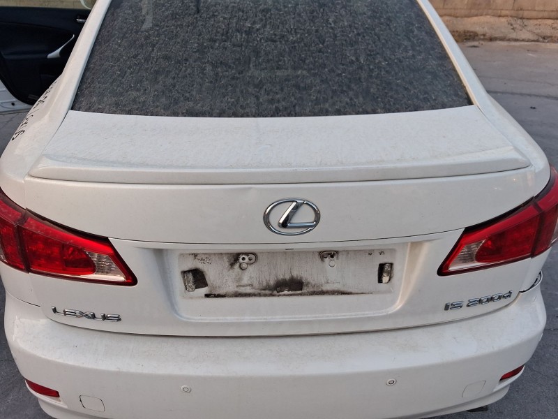 Recambio de tapa maletero para lexus is ii (_e2_) 200d (ale20_) referencia OEM IAM 6440153122  