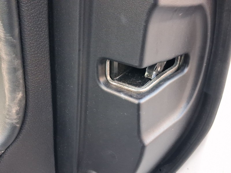 Recambio de cerradura puerta delantera derecha para lexus is ii (_e2_) 200d (ale20_) referencia OEM IAM 6903053090  