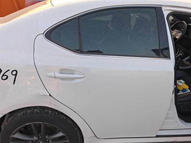 Recambio de puerta trasera derecha para lexus is ii (_e2_) 200d (ale20_) referencia OEM IAM 8403053020  