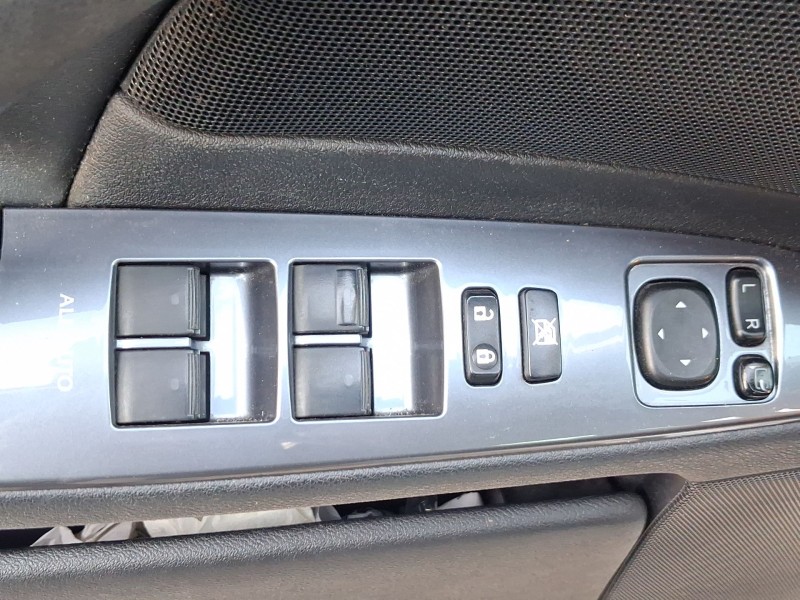 Recambio de mando elevalunas delantero izquierdo para lexus is ii (_e2_) 200d (ale20_) referencia OEM IAM 8404053081 C/MANDO RET