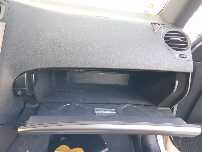 Recambio de guantera para lexus is ii (_e2_) 200d (ale20_) referencia OEM IAM 5555053062C0  