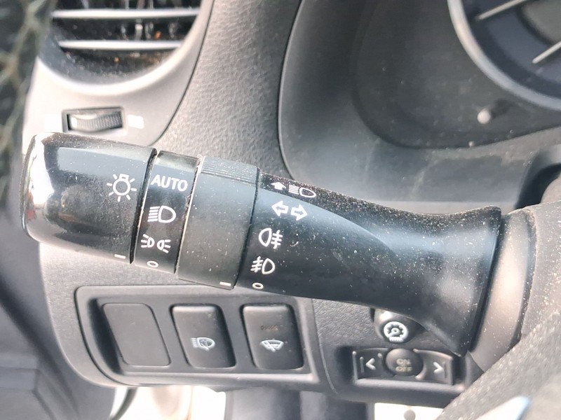 Recambio de mando luces y limpia para lexus is ii (_e2_) 200d (ale20_) referencia OEM IAM   