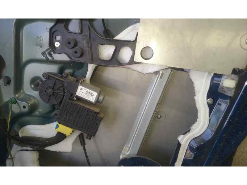 Recambio de elevalunas delantero derecho para citroën c4 picasso exclusive referencia OEM IAM 9674032680  ELECTRICO