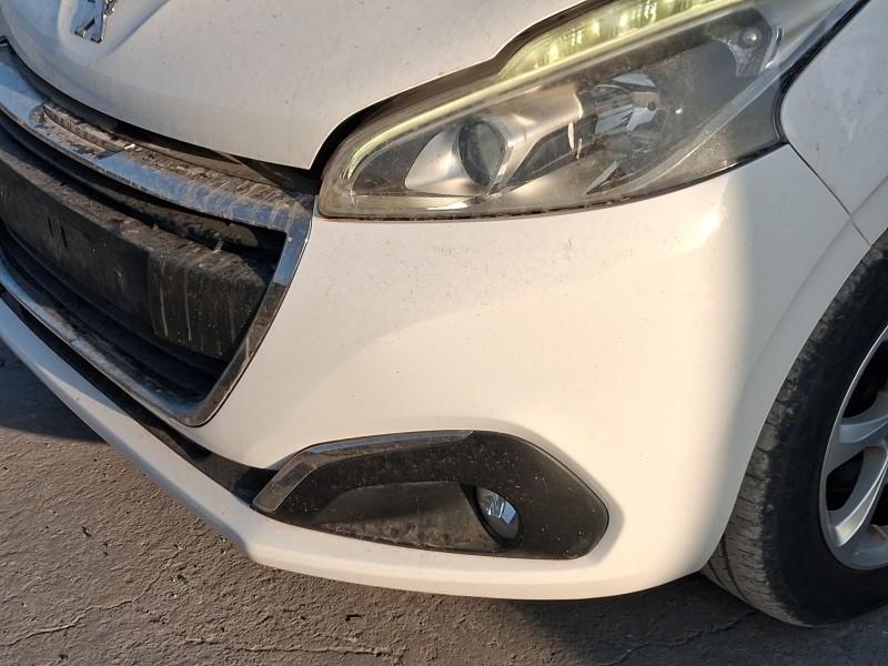 Recambio de paragolpes delantero para peugeot 208 i (ca_, cc_) 1.2 vti 82 referencia OEM IAM 1613478880  