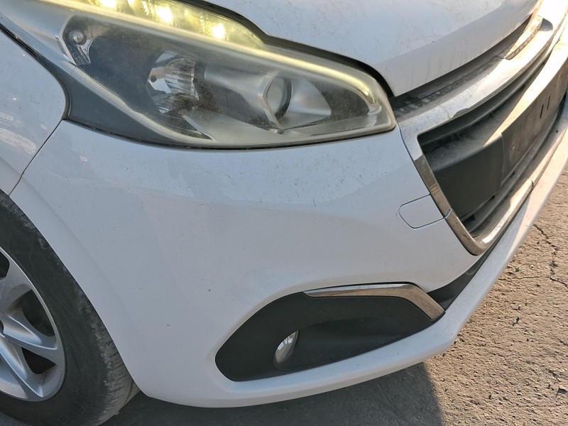 Recambio de paragolpes delantero para peugeot 208 i (ca_, cc_) 1.2 vti 82 referencia OEM IAM 1613478880  