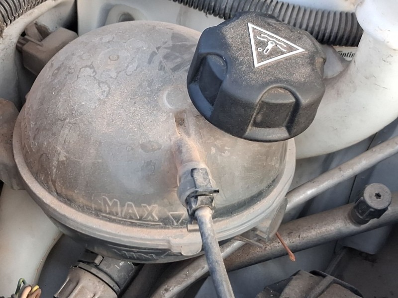 Recambio de deposito expansion para peugeot 208 i (ca_, cc_) 1.2 vti 82 referencia OEM IAM 9800777280  
