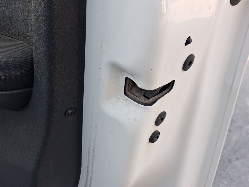 Recambio de cerradura puerta delantera derecha para peugeot 208 i (ca_, cc_) 1.2 vti 82 referencia OEM IAM 9812500780  
