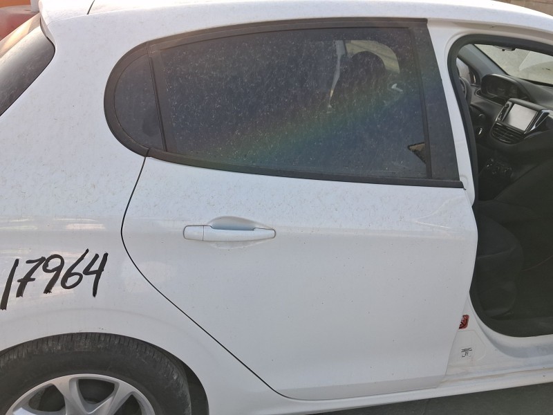 Recambio de puerta trasera derecha para peugeot 208 i (ca_, cc_) 1.2 vti 82 referencia OEM IAM 9671907480  
