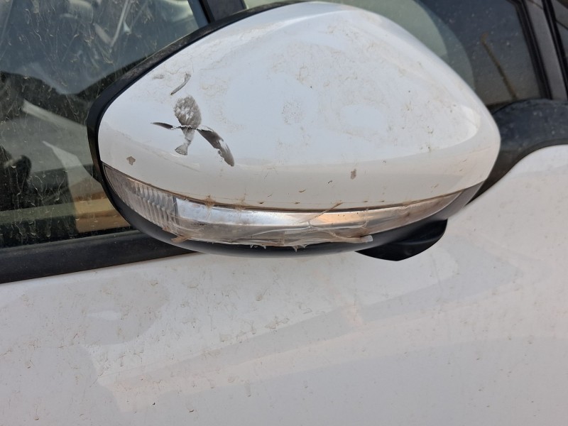 Recambio de retrovisor derecho para peugeot 208 i (ca_, cc_) 1.2 vti 82 referencia OEM IAM 1611240380  