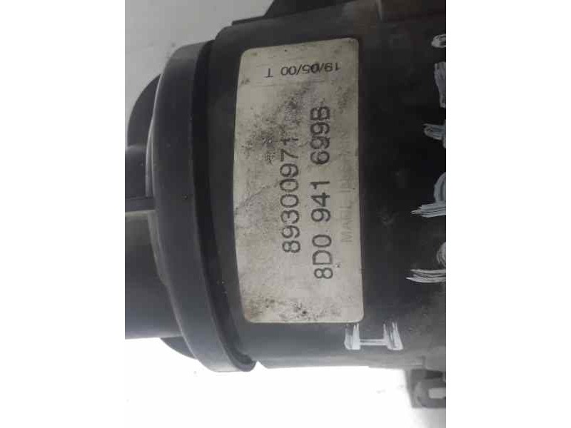 Recambio de faro antiniebla izquierdo para audi a4 berlina (b5) 1.9 tdi referencia OEM IAM 8D0941699B 89300971 