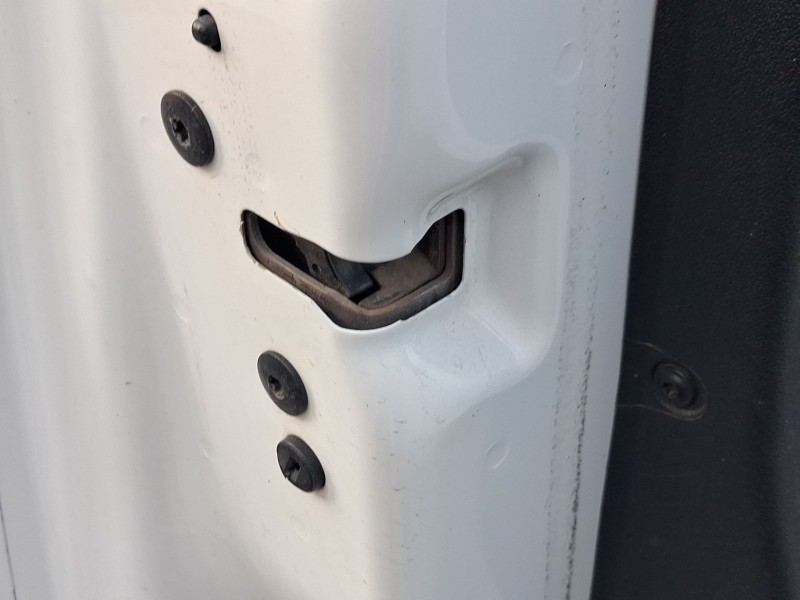 Recambio de cerradura puerta delantera izquierda para peugeot 208 i (ca_, cc_) 1.2 vti 82 referencia OEM IAM 9812500880  