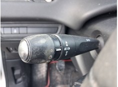 Recambio de mando luces y limpia para peugeot 208 i (ca_, cc_) 1.2 vti 82 referencia OEM IAM 98081767ZD  