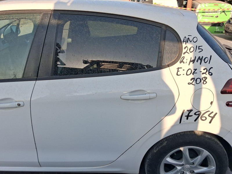 Recambio de puerta trasera izquierda para peugeot 208 i (ca_, cc_) 1.2 vti 82 referencia OEM IAM 9671907580  