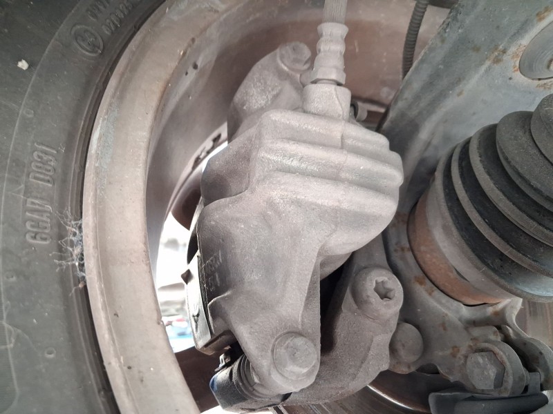 Recambio de pinza freno delantera derecha para peugeot 208 i (ca_, cc_) 1.2 vti 82 referencia OEM IAM 1617292180  