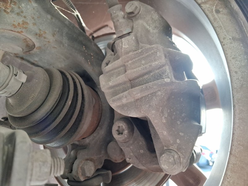 Recambio de pinza freno delantera izquierda para peugeot 208 i (ca_, cc_) 1.2 vti 82 referencia OEM IAM 1617292080  