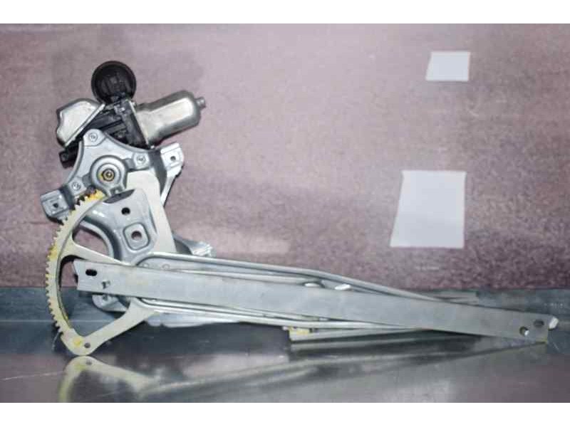 Recambio de elevalunas delantero izquierdo para toyota yaris active referencia OEM IAM  7 PINS ELECTRICO