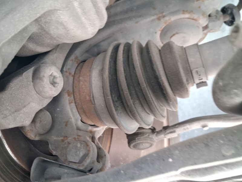 Recambio de transmision delantera derecha para peugeot 208 i (ca_, cc_) 1.2 vti 82 referencia OEM IAM 9803959680  