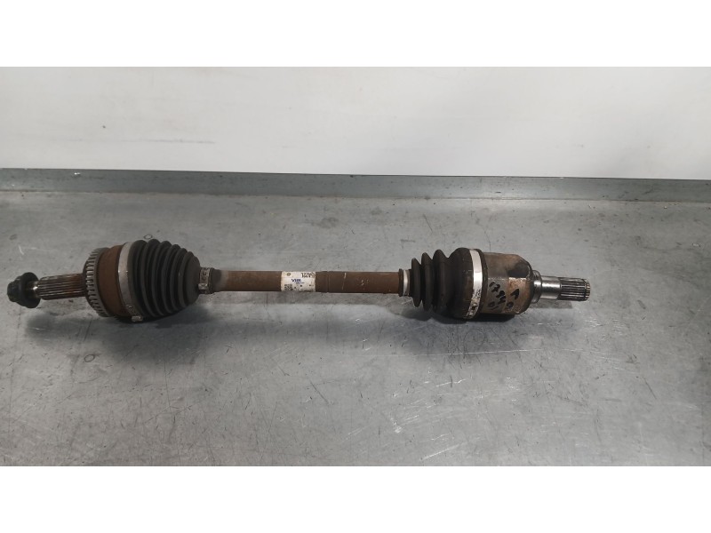 Recambio de transmision delantera izquierda para kia cee´d sportswagon (jd) 1.6 crdi 136 referencia OEM IAM 49500A2200 49526A590