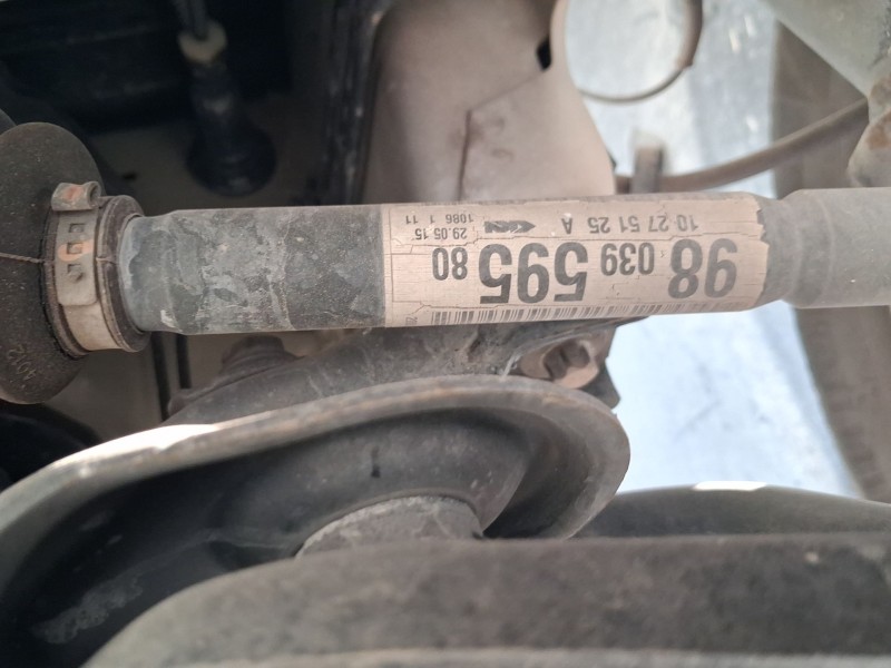 Recambio de transmision delantera izquierda para peugeot 208 i (ca_, cc_) 1.2 vti 82 referencia OEM IAM 9803959580  
