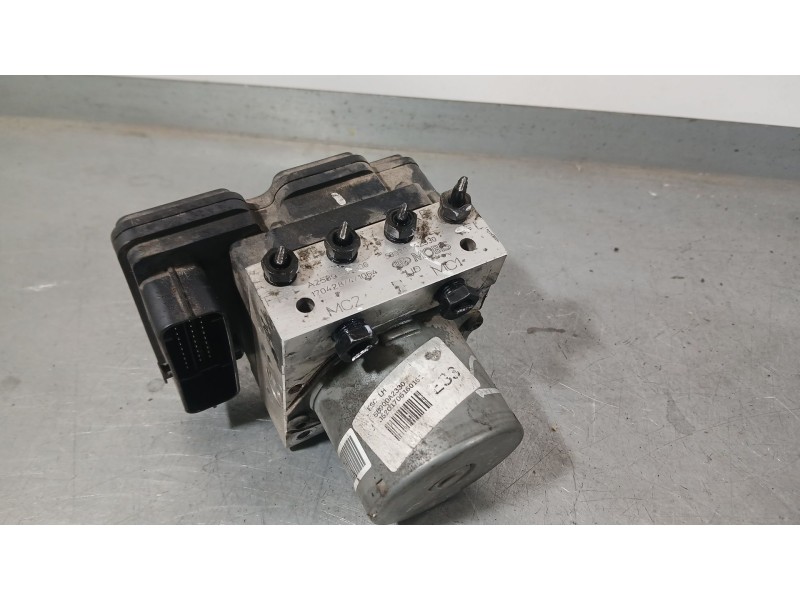Recambio de abs para kia cee´d sportswagon (jd) 1.6 crdi 136 referencia OEM IAM 58920A2430  