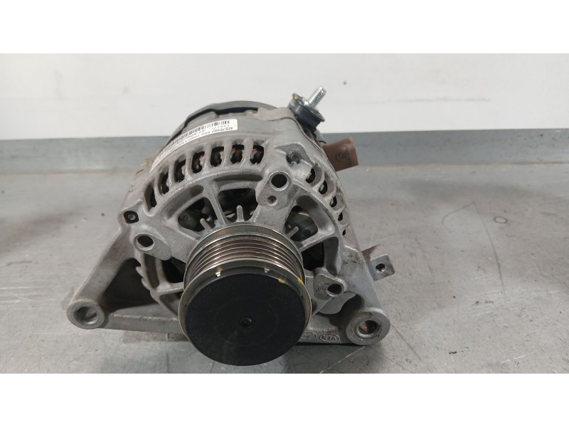 Recambio de alternador para kia cee´d sportswagon (jd) 1.6 crdi 136 referencia OEM IAM 373002A750  