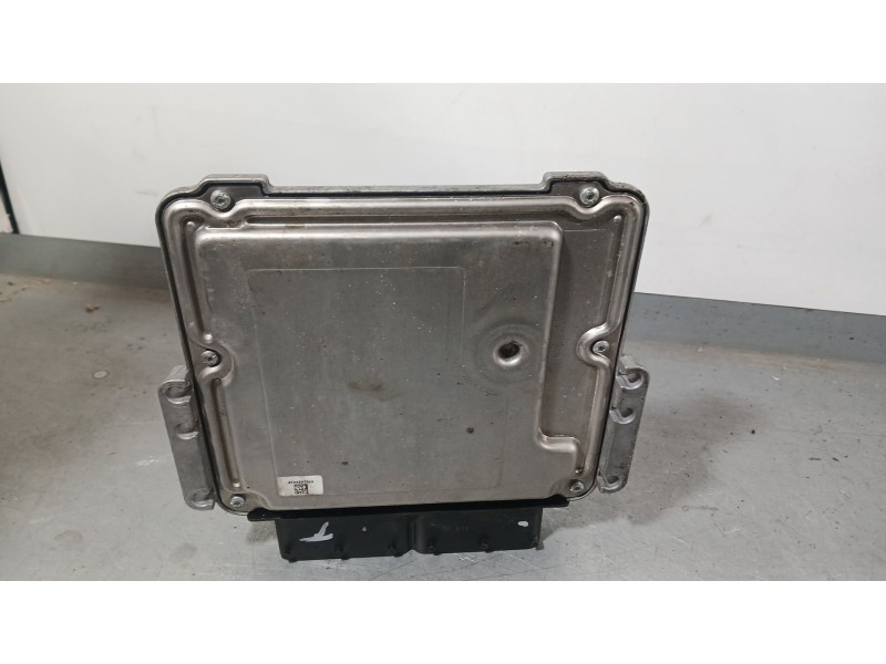 Recambio de centralita motor uce para kia cee´d sportswagon (jd) 1.6 crdi 136 referencia OEM IAM 391112A950  
