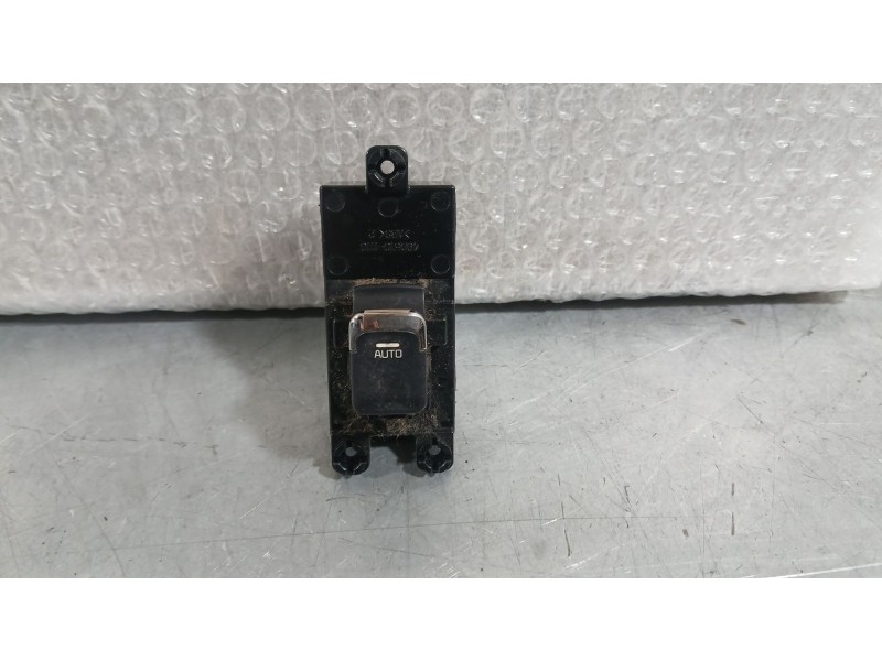 Recambio de mando elevalunas delantero derecho para kia cee´d sportswagon (jd) 1.6 crdi 136 referencia OEM IAM 93580A2110WK  