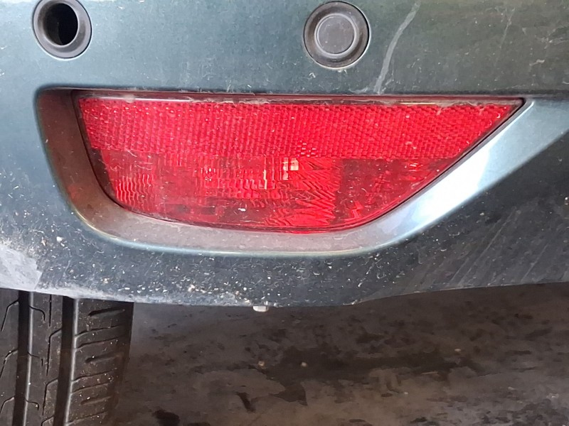 Recambio de piloto trasero izquierdo paragolpes para dacia sandero iii 1.0 tce 90 referencia OEM IAM   