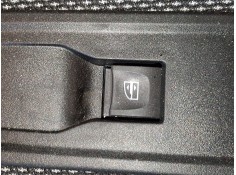 Recambio de mando elevalunas delantero derecho para dacia sandero iii 1.0 tce 90 referencia OEM IAM 254118044R  